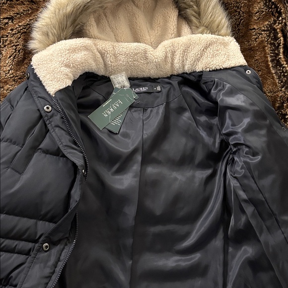 Women’s M Lauren Ralph Lauren Designer Black Puffer Jacket with Faux Fur - Picture 16 of 17